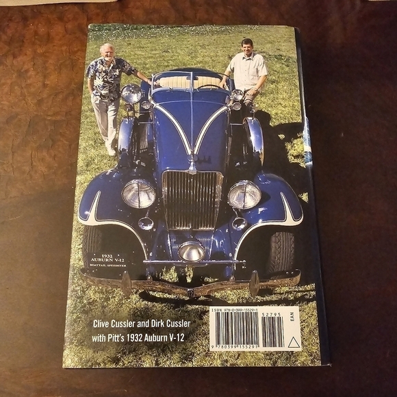 Artic Drift by Clive Cussler, Book 20 of 27: Dirk Pitt Adventures, Hardcover - Picture 3 of 8